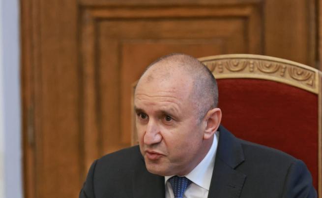 Радев няма да води българската делегация за Срещата на върха на НАТО