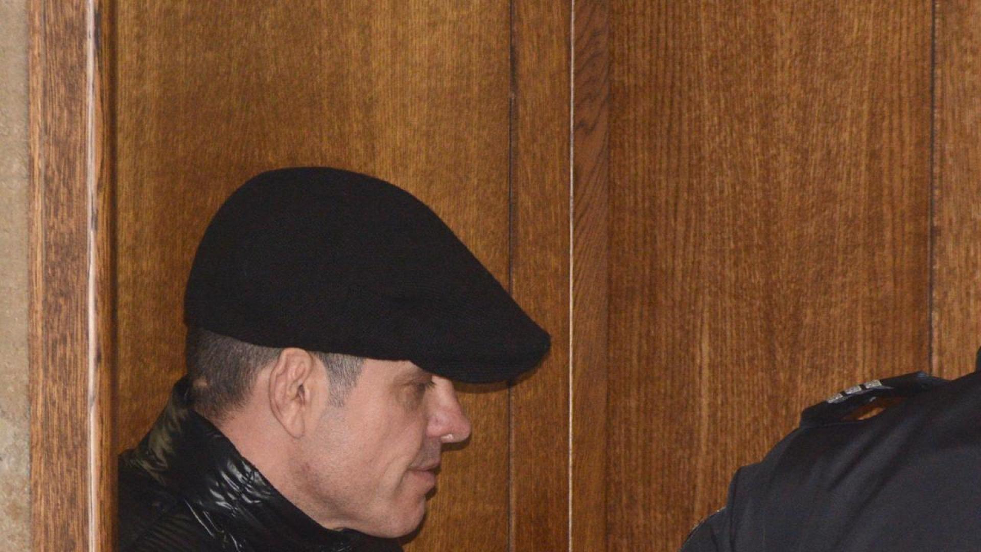 Евелин Банев Брендо получи 10 6 години затвор при първоначален