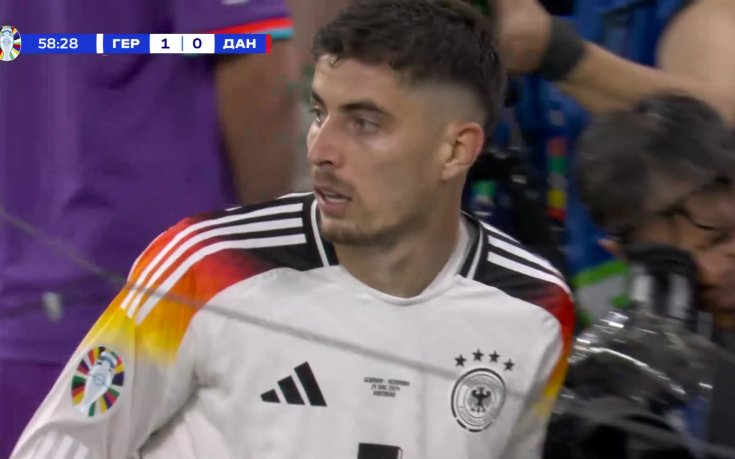 Невероятен пропуск пред вратата на Дания