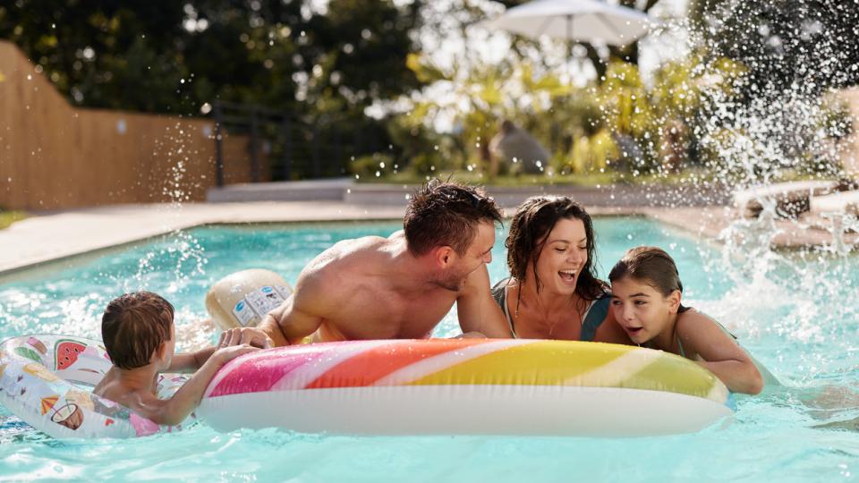 Лято е и всички ваши приятели ви питат къде ще