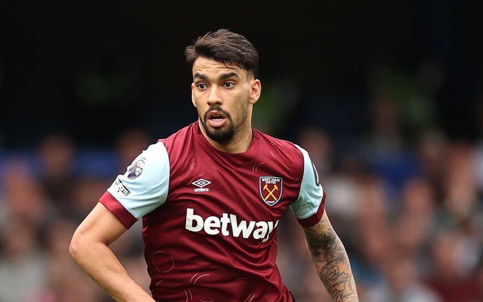 Звезда на Уест Хем отказа да играе, иска да си ходи