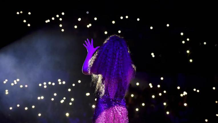  Мария Илиева и щастливото ѝ семейство 