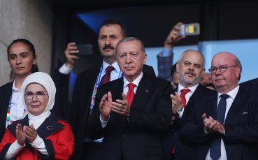 Турският президент Реджеп Тайип Ердоган похвали турския национален отбор след