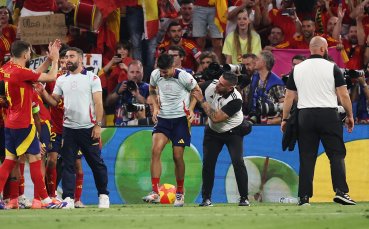 Мората пострада след срещата с Франция (видео)