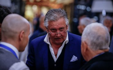 Иван Василев представя новия собственик на Локо София в петък