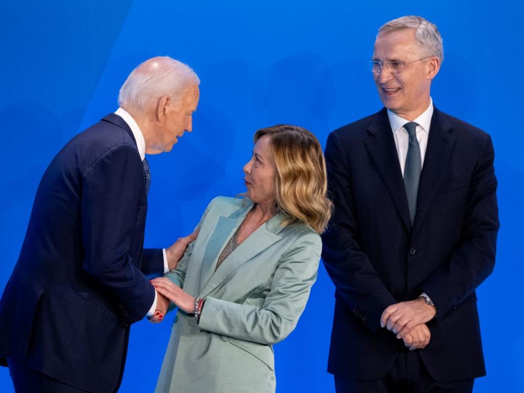 Италианският министър председател Джорджия Мелони изглеждаше раздразнена в четвъртък сутринта докато