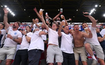 Английските фенове имат ново скандиране преди финала на UEFA EURO
