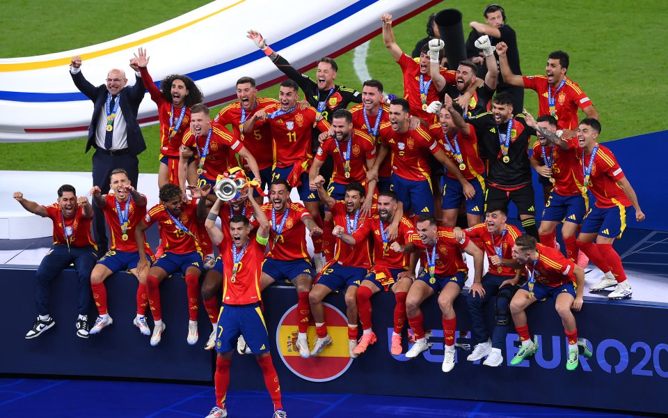 Испания покори UEFA EURO 2024 и вдигна трофея след успех