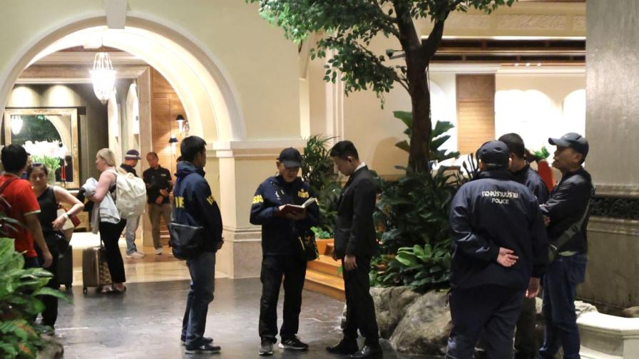 Тайландските власти определиха случая с шестимата виетнамци, открити мъртви в луксозен хотел в столицата Банкок, като "частна афера", предаде Франс прес.