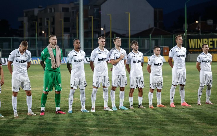 Загорчич определи групата на Славия за мача срещу Хебър