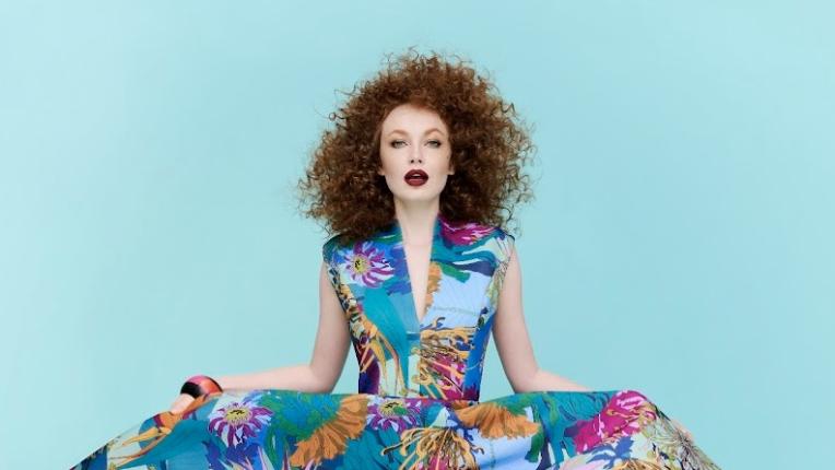  Не аксесоар, а украшение: Специалните мини арт чанти на Антония Йорданова 