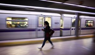 <p>Софийското метро възстановява работата на &bdquo;Театрална&ldquo; и &bdquo;Хаджи Димитър&ldquo;</p>
