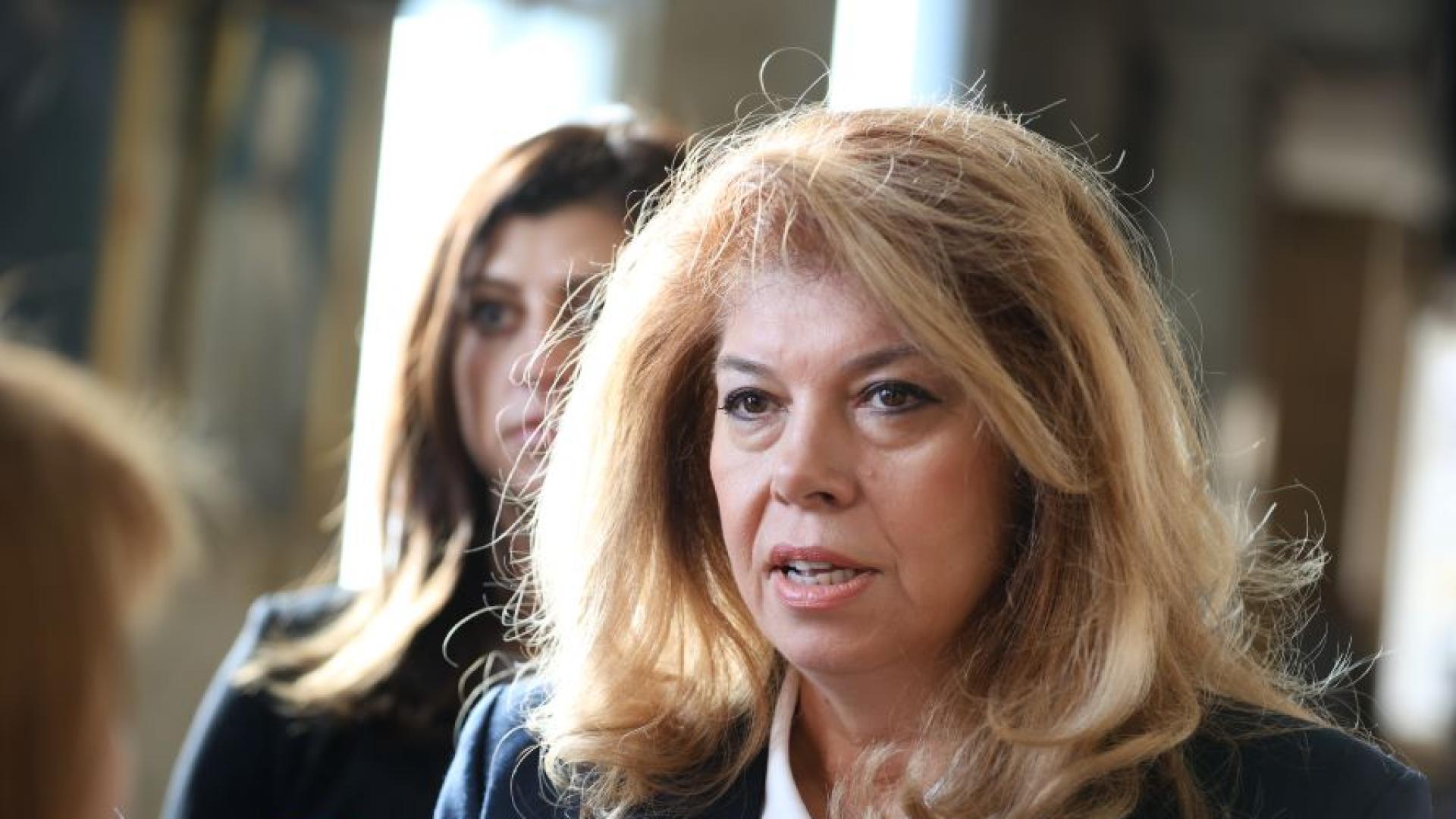 От гледна точка на процедура доц Наталия Киселова е била