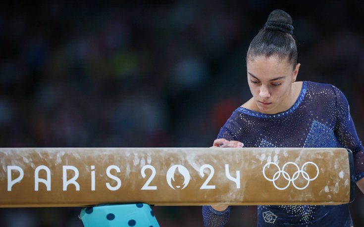 Валентина Георгиева тренира в настроение за финала на прескок