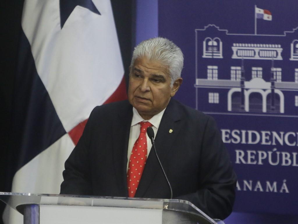 Панама ще изтегли дипломатите си от Венецуела и ще преустанови