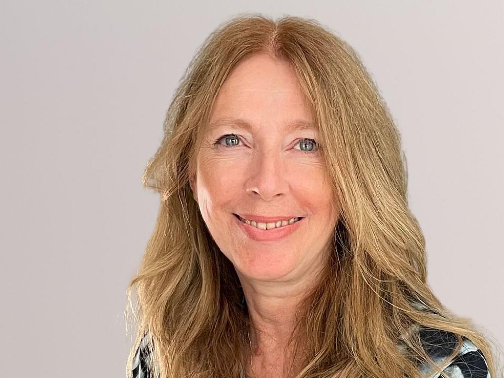 Снад три десетилетия опит тя не само революционизира модната индустрия