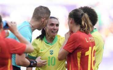 Драма на Олимпиадата: легенда се разплака, след като бе изгонена (видео)