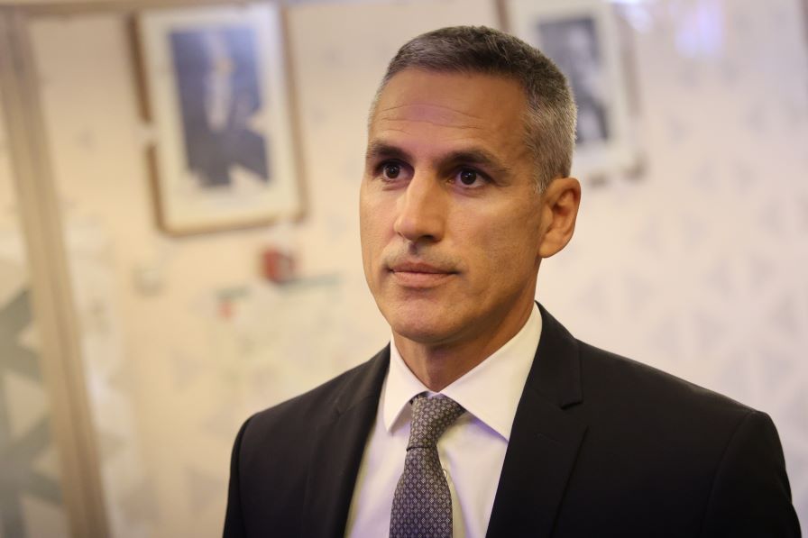 ВАС отказа да спре делото за освобождаването на Гюров от БНБ