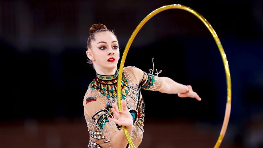 Благороден жест: Златното момиче Боряна Калейн върна изгубен портфейл