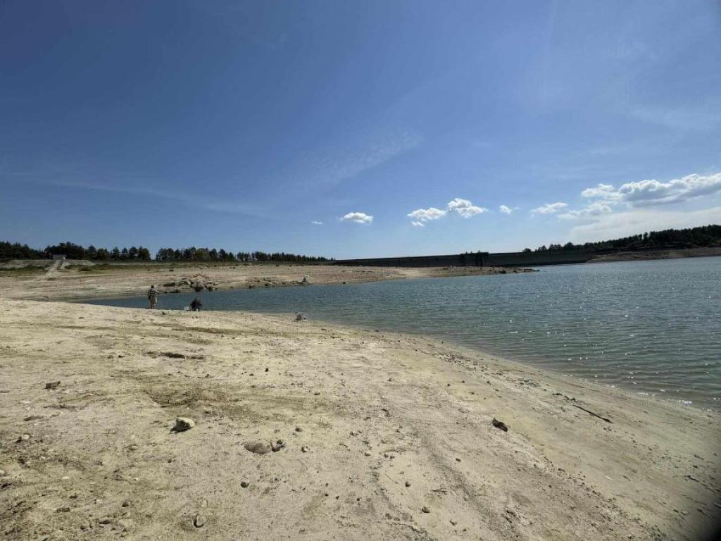 От днес започва намаляване на изпускането на вода от язовир