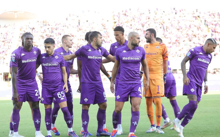 Невероятна драма! Фиорентина се класира за ЛК с 9 души на терена