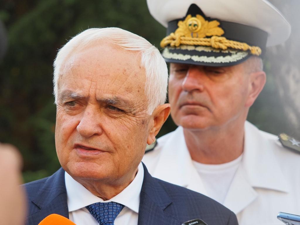 България е изпратила на Украйна самоходни артилерийски установки Гвоздика Това