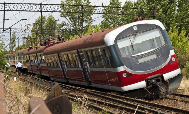 Влак дерайлира край Мъглиж