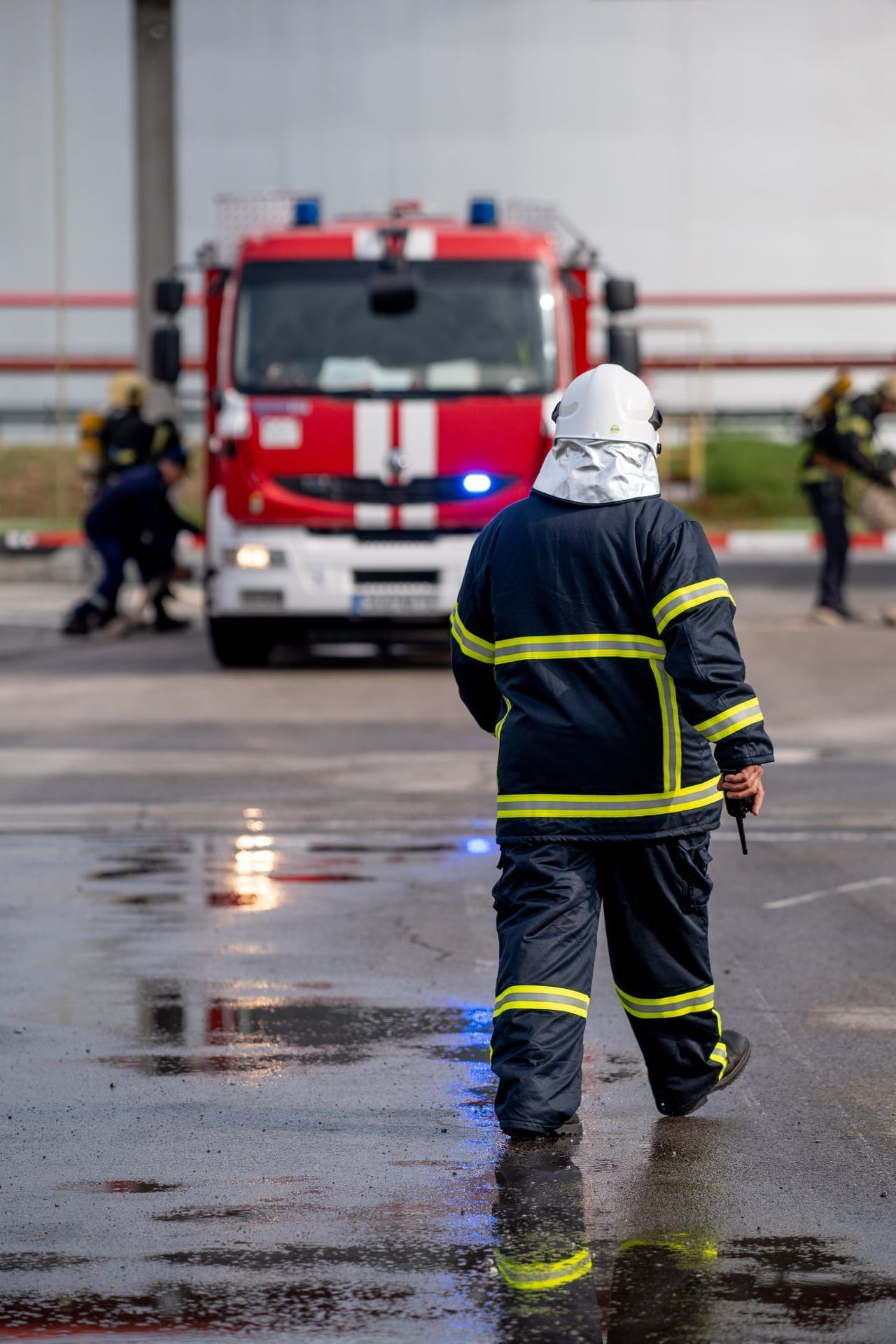 Пожар в апартамент в Русе, откриха овъглено тяло на мъж