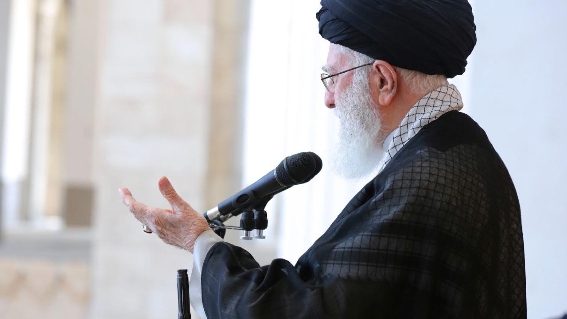 Иранският аятолах Али Хаменей е избрал трима свои възможни приемници