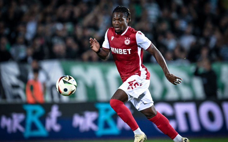 Бивш футболист на ЦСКА донесе Купата на Гърция на ОФИ Крит