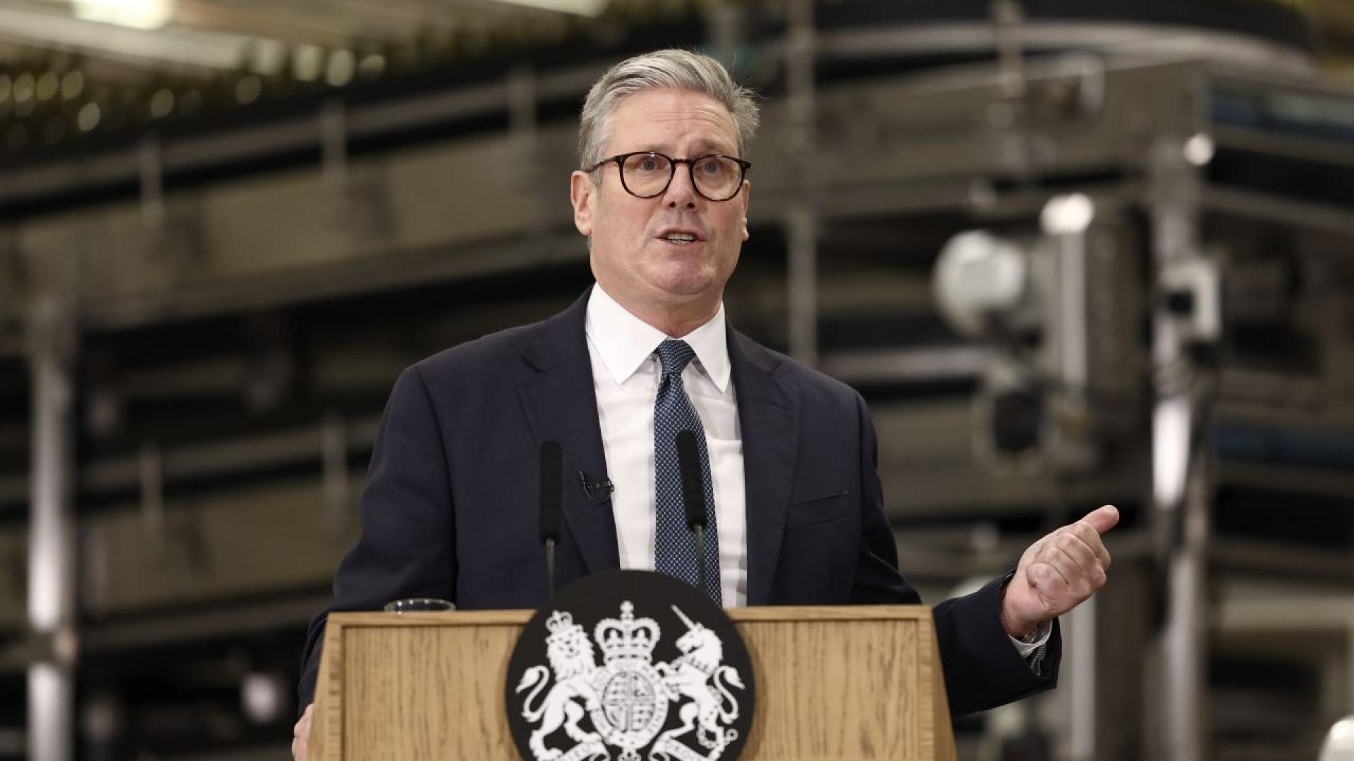 Подпалването на имот свързан с британския министър председател е атака срещу