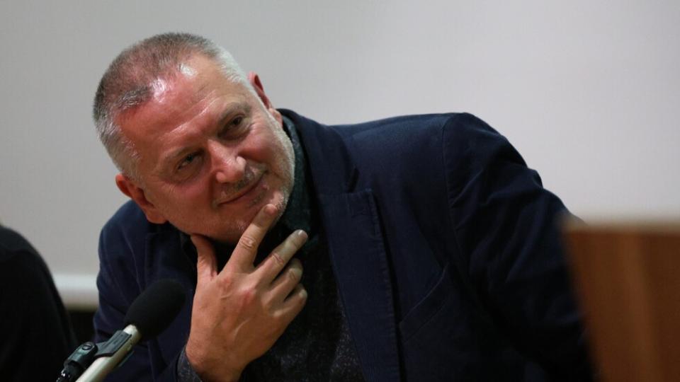 Георги Господинов: Идва голяма епидемия от самота. Какво губим в ерата на свръхсвързаност?