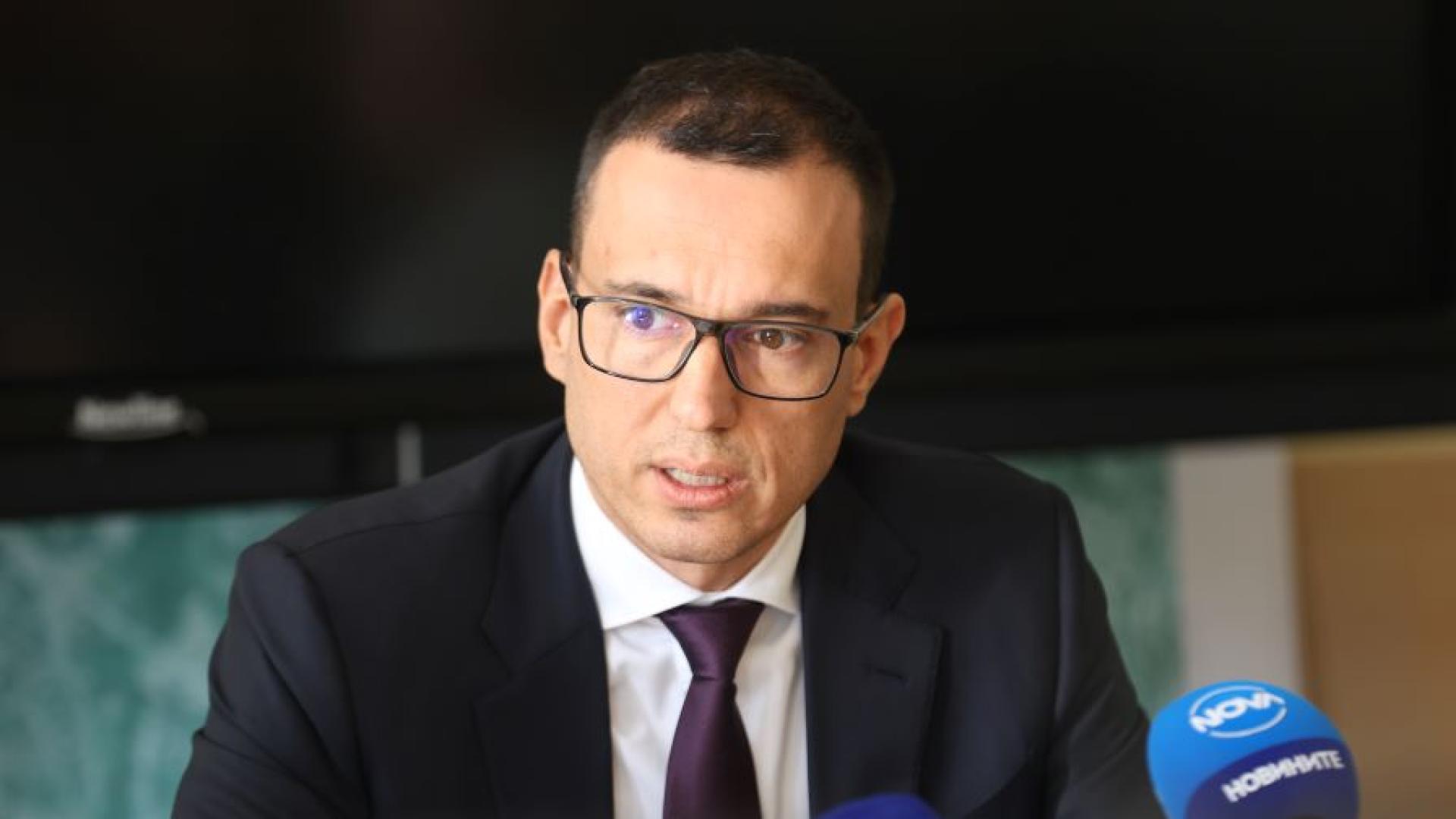 Не виждам как мога да дам това което протестиращите искат