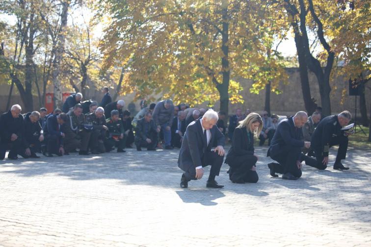 Патриарх Даниил отслужи панихида за Архангелова задушница