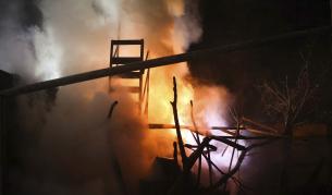 Седем полицаи пострадаха при експлозия в украинския град Николаев