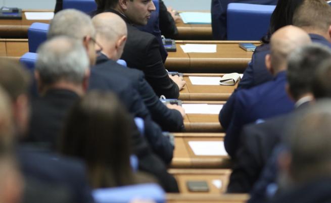 Депутатите увеличиха наказанията за престъпления срещу животни