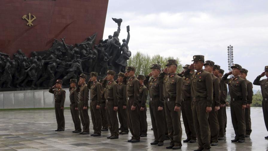 САЩ: Севернокорейските войски вече се сражават в Украйна, но не е ясно с какъв успех