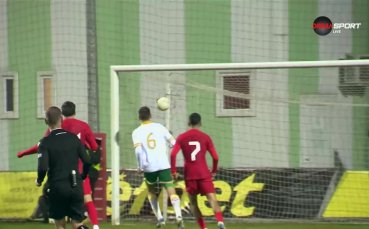 Отново гредата раздели Турция от откриващо попадение