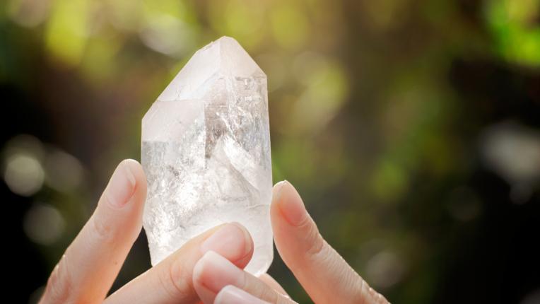  6 кристала за по-добър фокус и централизация 