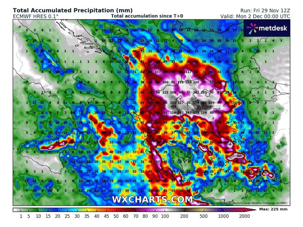 Очаквани сумарни валежи в събота и неделя според ECMWF