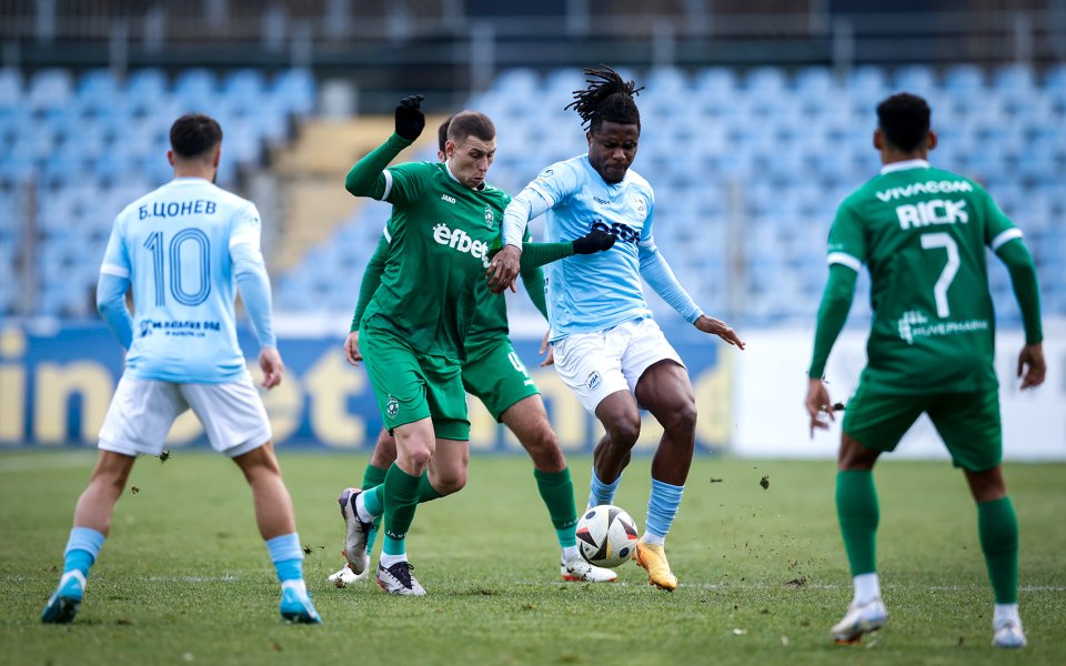 $(document).ready(function() { lastModifyEvent.halftimes = {match_id:2643631, type_id : 1}; phpEventObj =