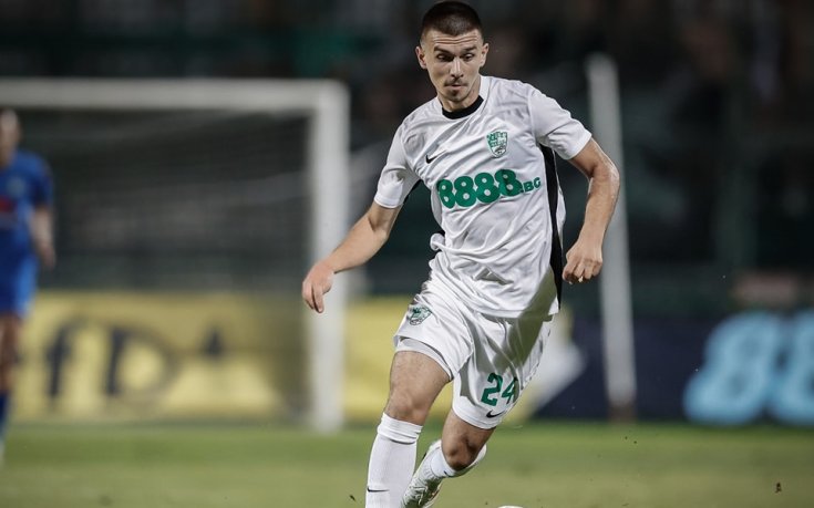 Халф на Берое претърпя операция