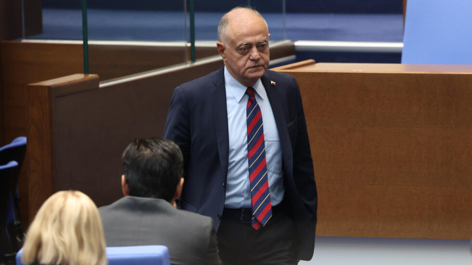 Ротационният председател на Комисията за контрол над службите за сигурност