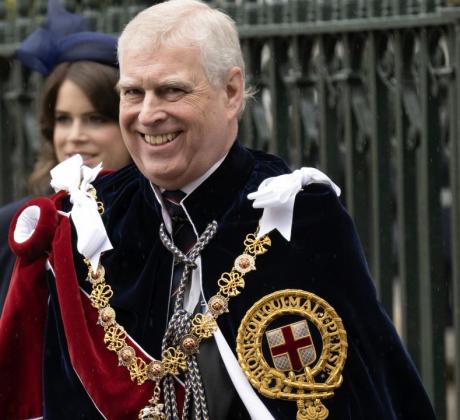 Скандални разкрития около пътуванията на принц Андрю до Тайланд в