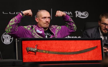 Зеленски поздрави Олександър Усик за успеха над Фюри