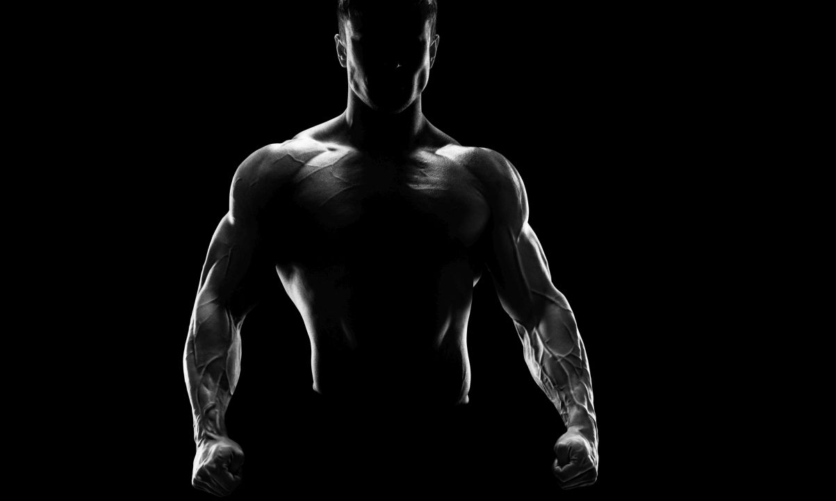 <p><strong>8. Слабост на мускулите и сухота в устата </strong>Тези оплаквания са чести и след вирусни инфекции, но рядко могат да са синдром на Ламберта-Итона &ndash; автоимунно увреждане на нервно-мускулната връзка. Имунната система атакува калциевите канали на нервните окончания, намалявайки отделянето на ацетилхолин и причинявайки мускулна слабост. Среща се при 60% от пациентите с дребноклетъчен рак на белия дроб.</p>