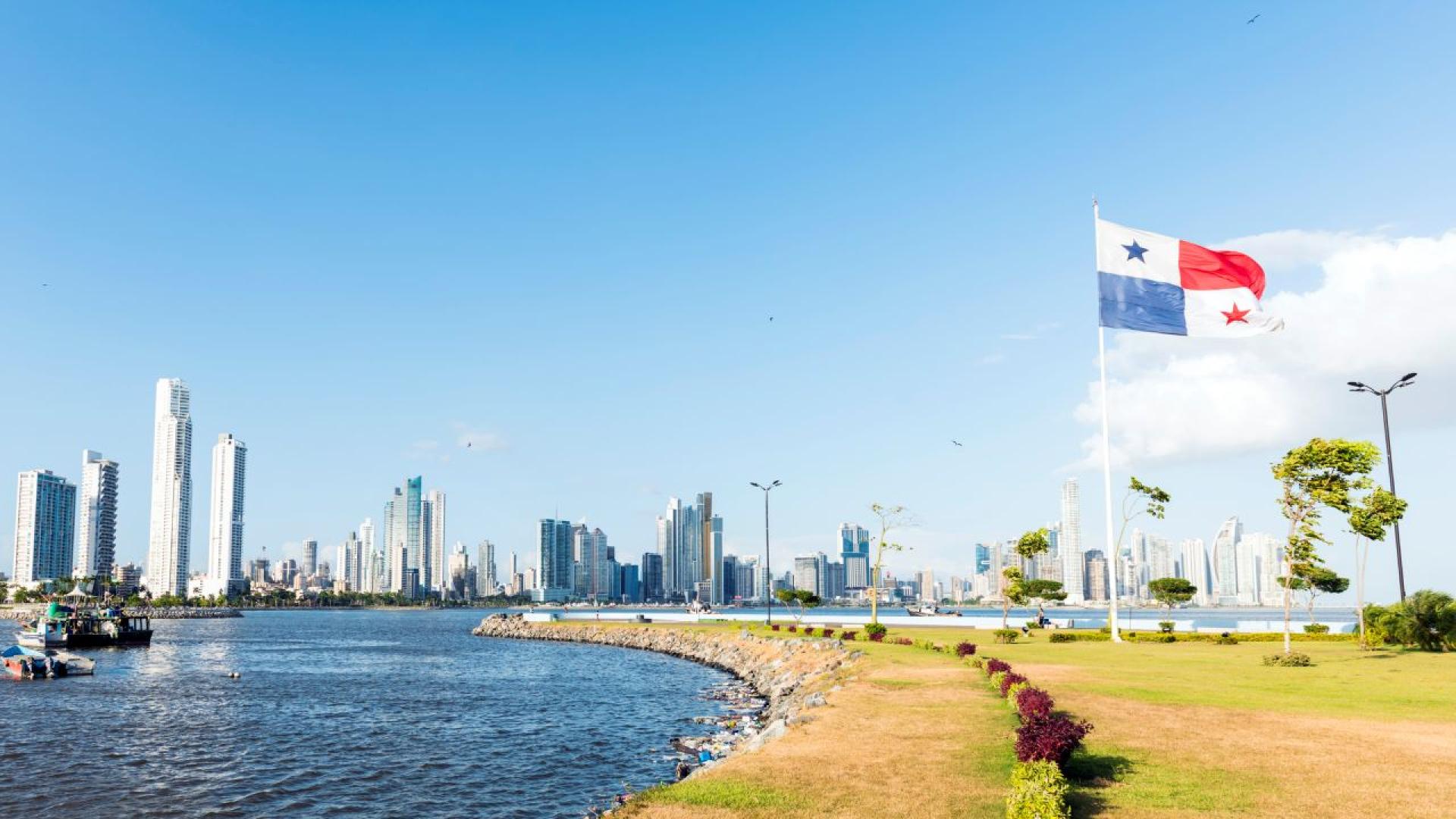 Ведна от стаите на луксозния хотел Decápolis в Панама Сити