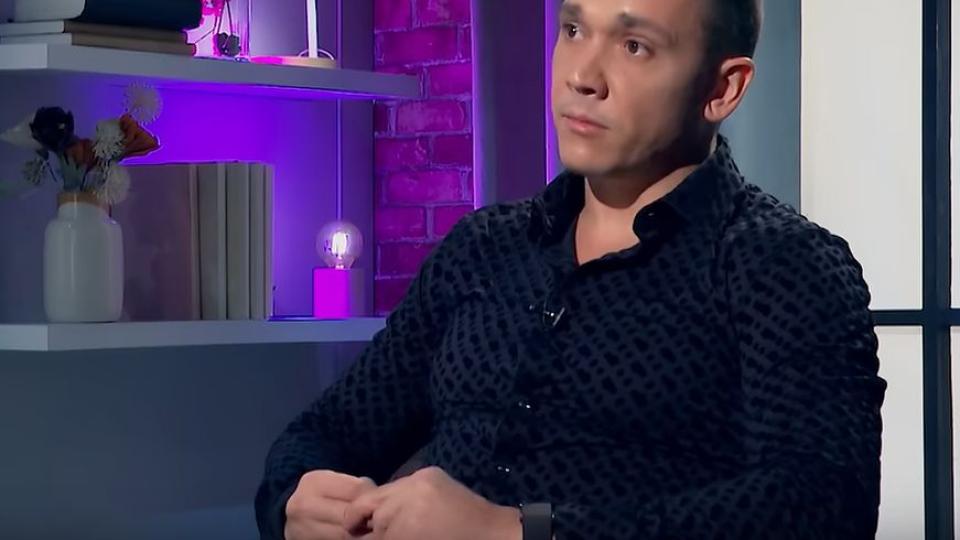 Роден в Молдова, Раду разказва за трудностите на своето детство.