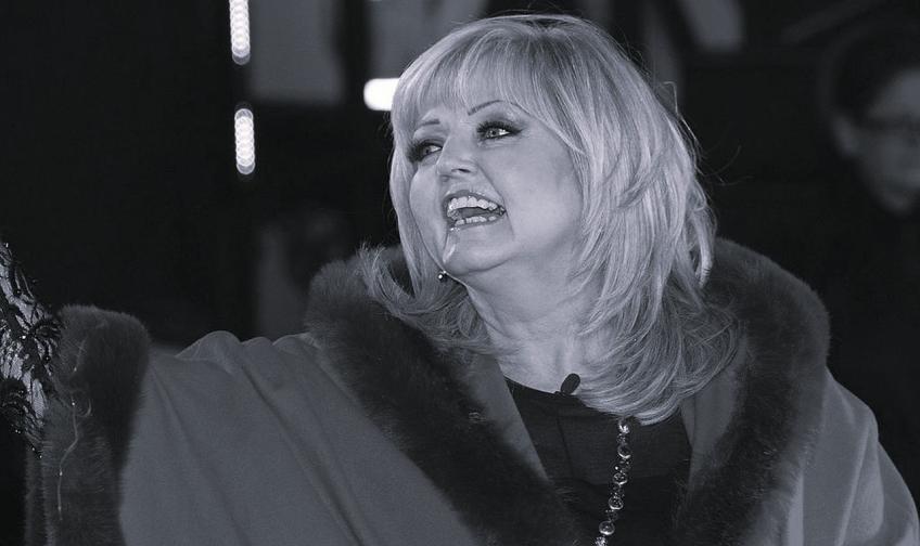 Линда Нолан