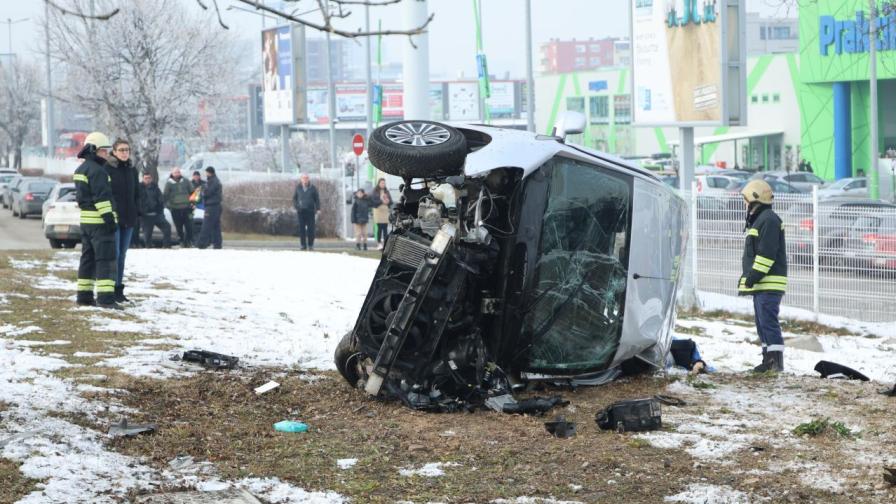 Тежка катастрофа на "Цариградско шосе" в София, има жертва и ранен (СНИМКИ)